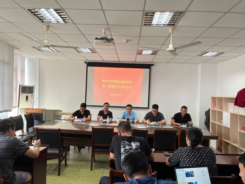 RAZr_1663060284575010545.jpg IMG_9721.jpg