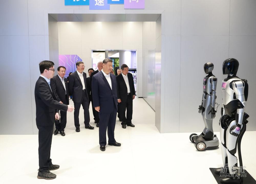 习近平总书记到上海调研，milan米兰代表具身智能行业汇报进展